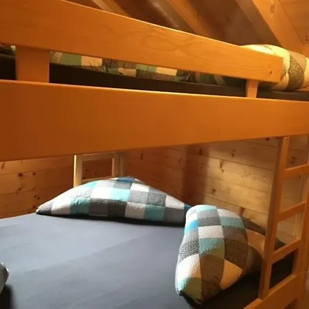 Kuschelhuesli Garfrescha Madrisella *